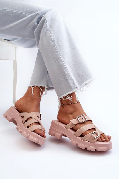 Clacquettes model 197667 Step in style