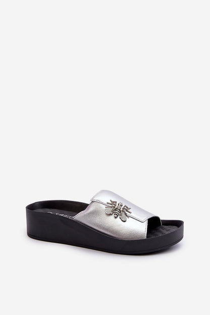 Clacquettes model 198145 Step in style