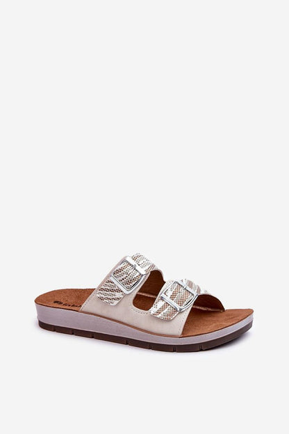 Clacquettes model 198164 Step in style