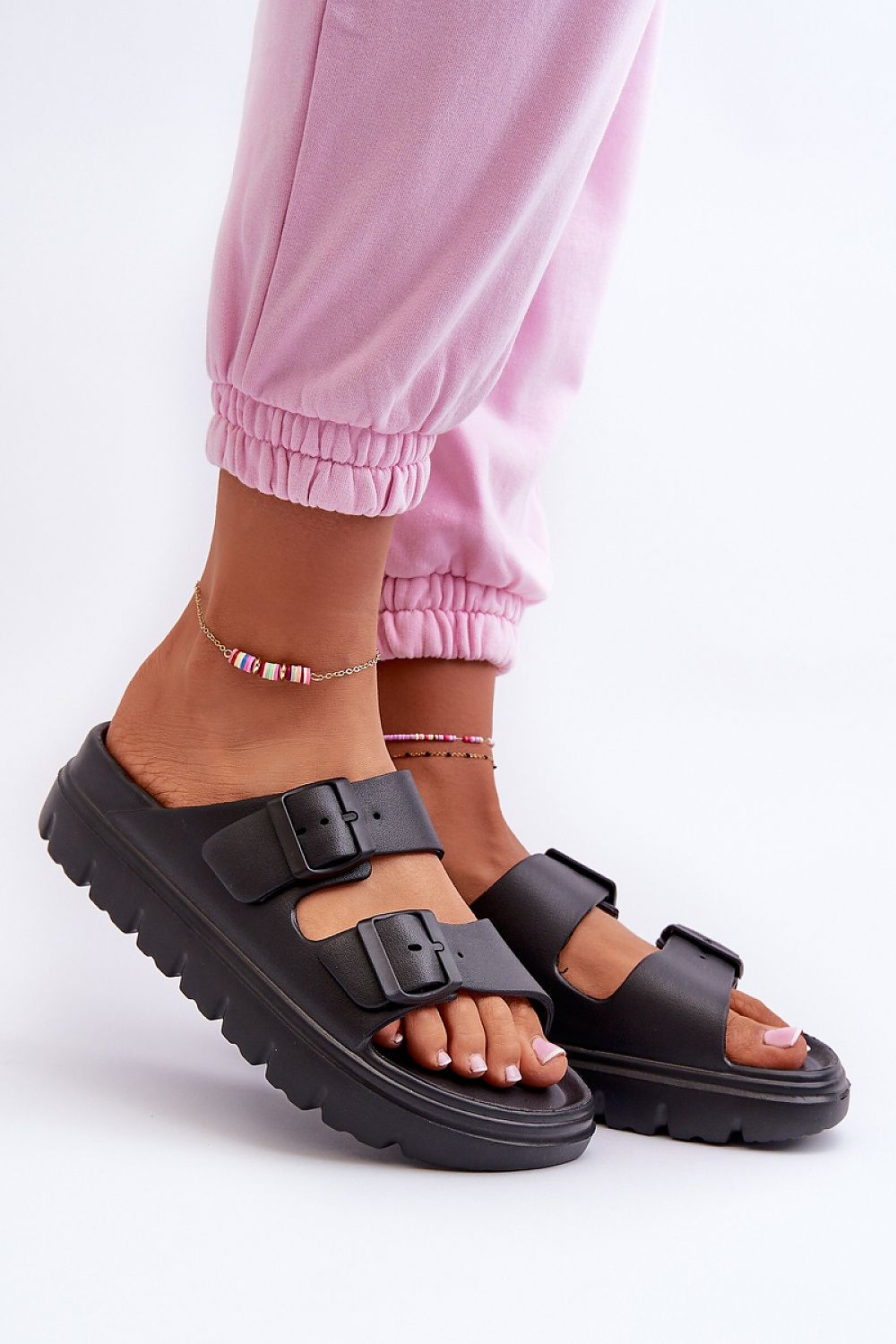 Clacquettes model 198282 Step in style