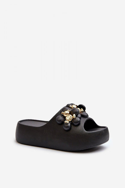 Clacquettes model 198415 Step in style
