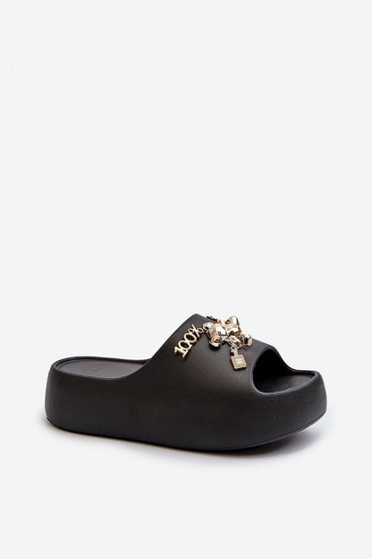 Clacquettes model 198424 Step in style