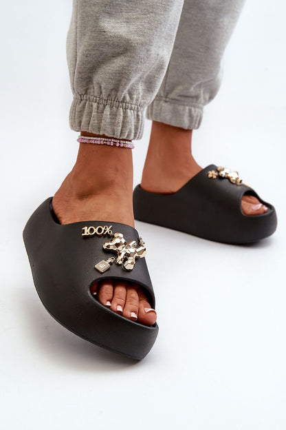Clacquettes model 198424 Step in style