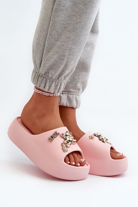 Clacquettes model 198425 Step in style