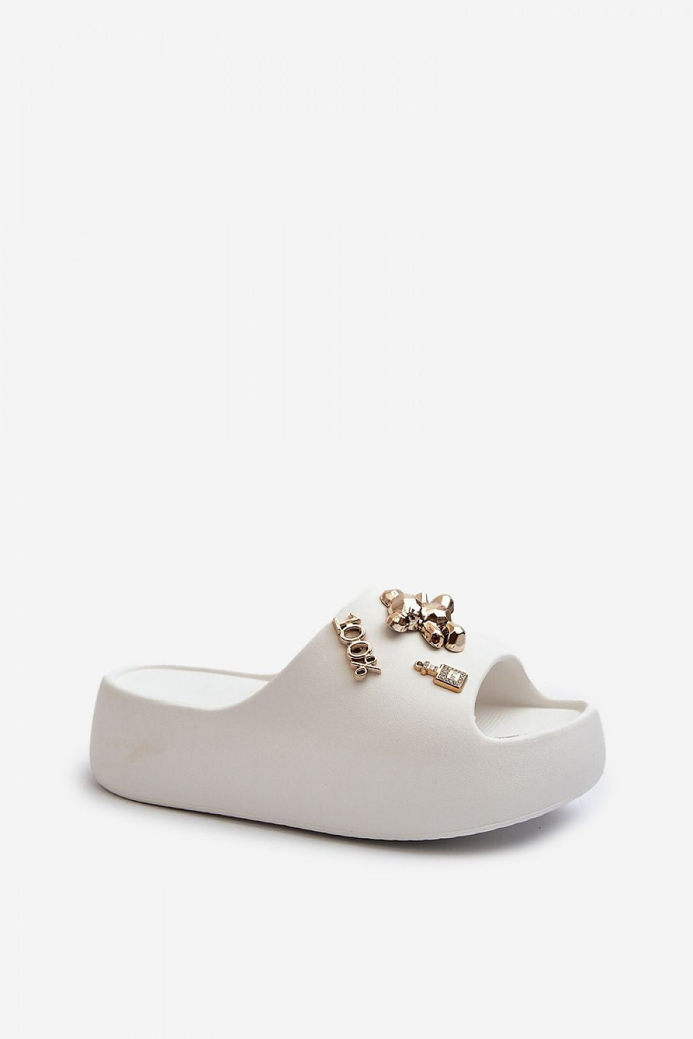 Clacquettes model 198427 Step in style