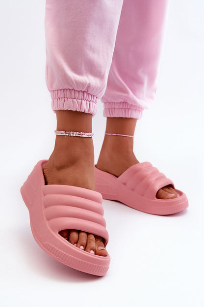 Clacquettes model 198438 Step in style