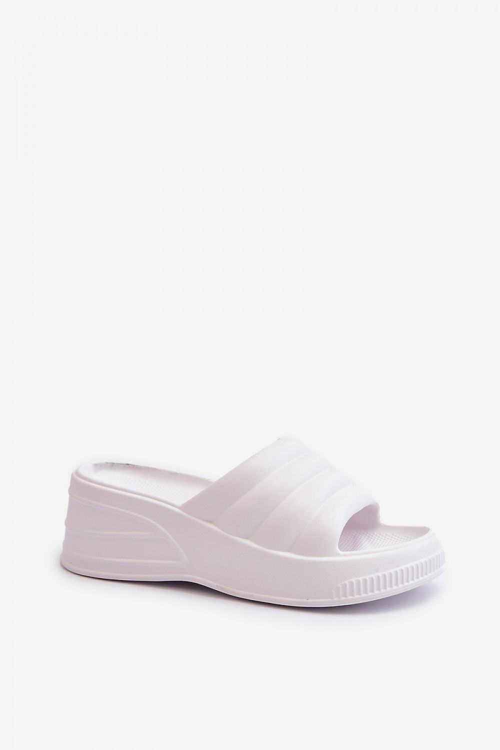 Clacquettes model 198439 Step in style
