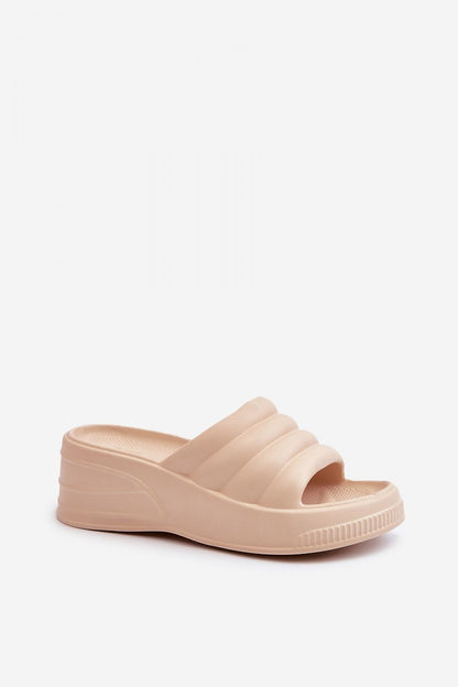 Clacquettes model 198440 Step in style
