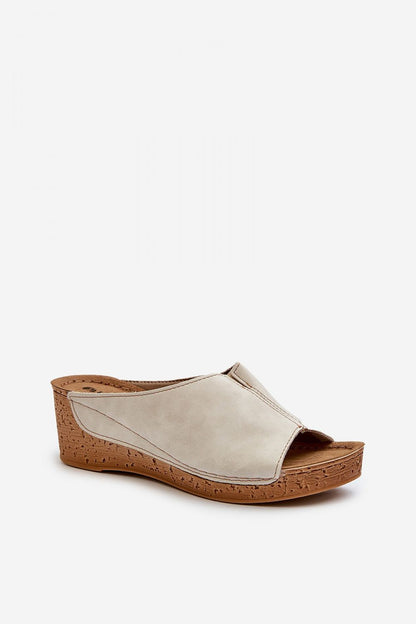 Clacquettes model 198463 Step in style