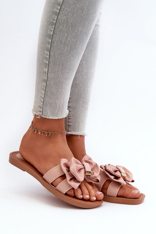 Clacquettes model 198593 Step in style
