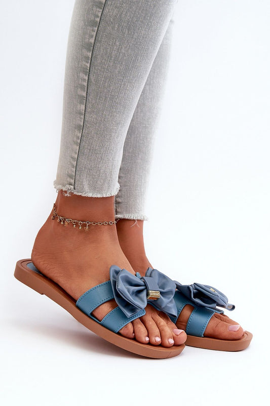 Clacquettes model 198594 Step in style