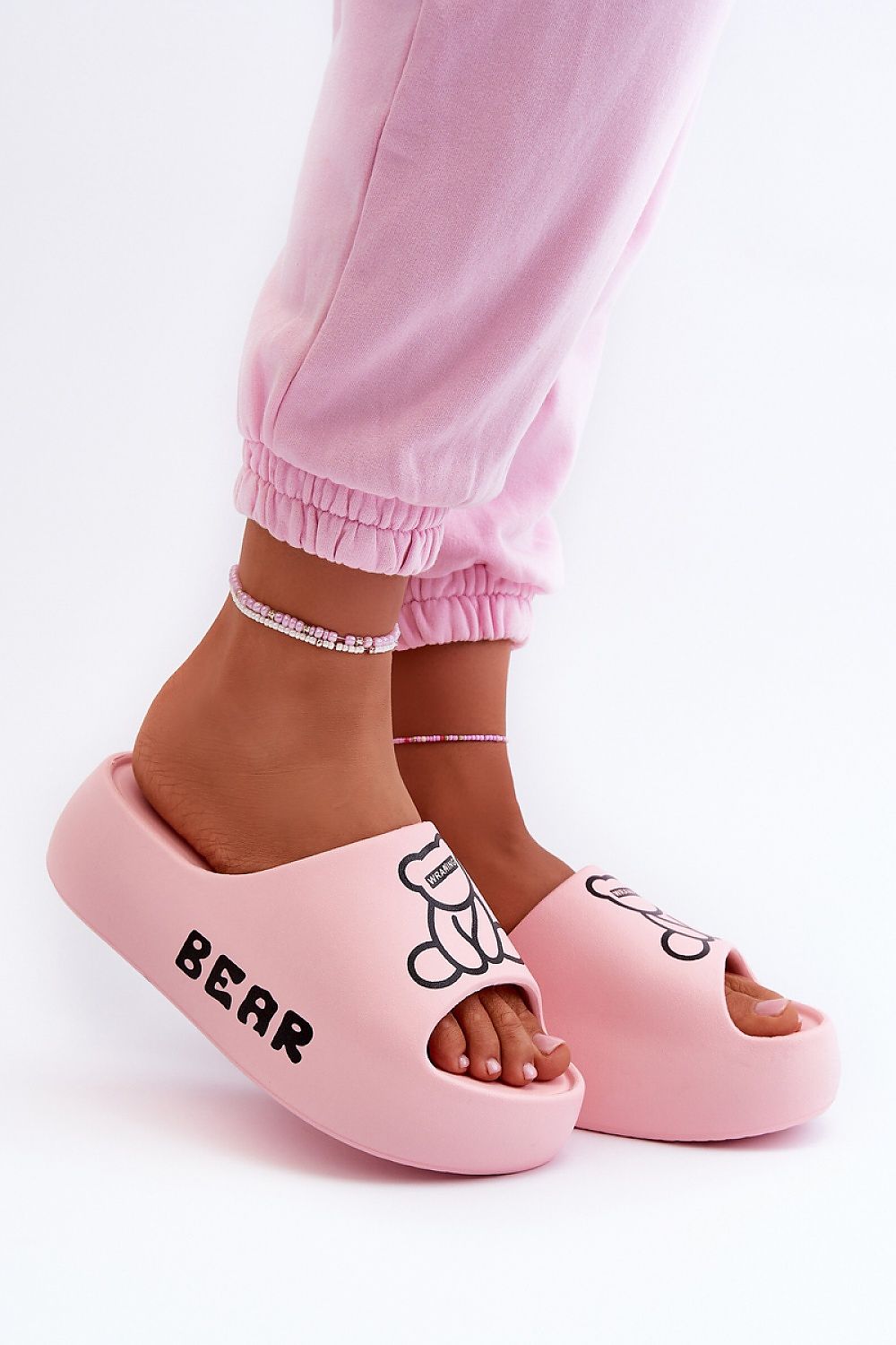 Clacquettes model 198601 Step in style