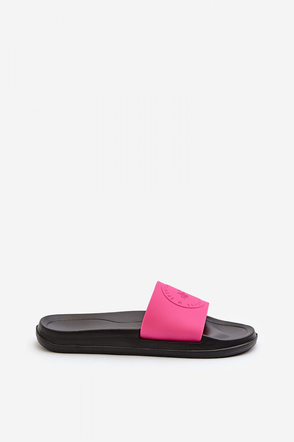Clacquettes model 198608 Step in style