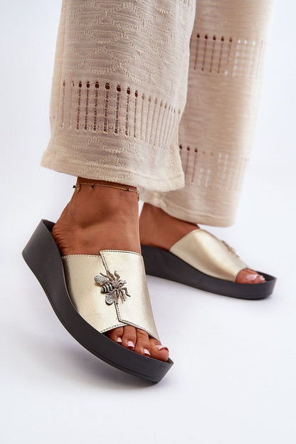Clacquettes model 198620 Step in style
