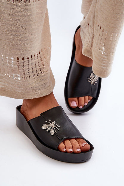 Clacquettes model 198621 Step in style