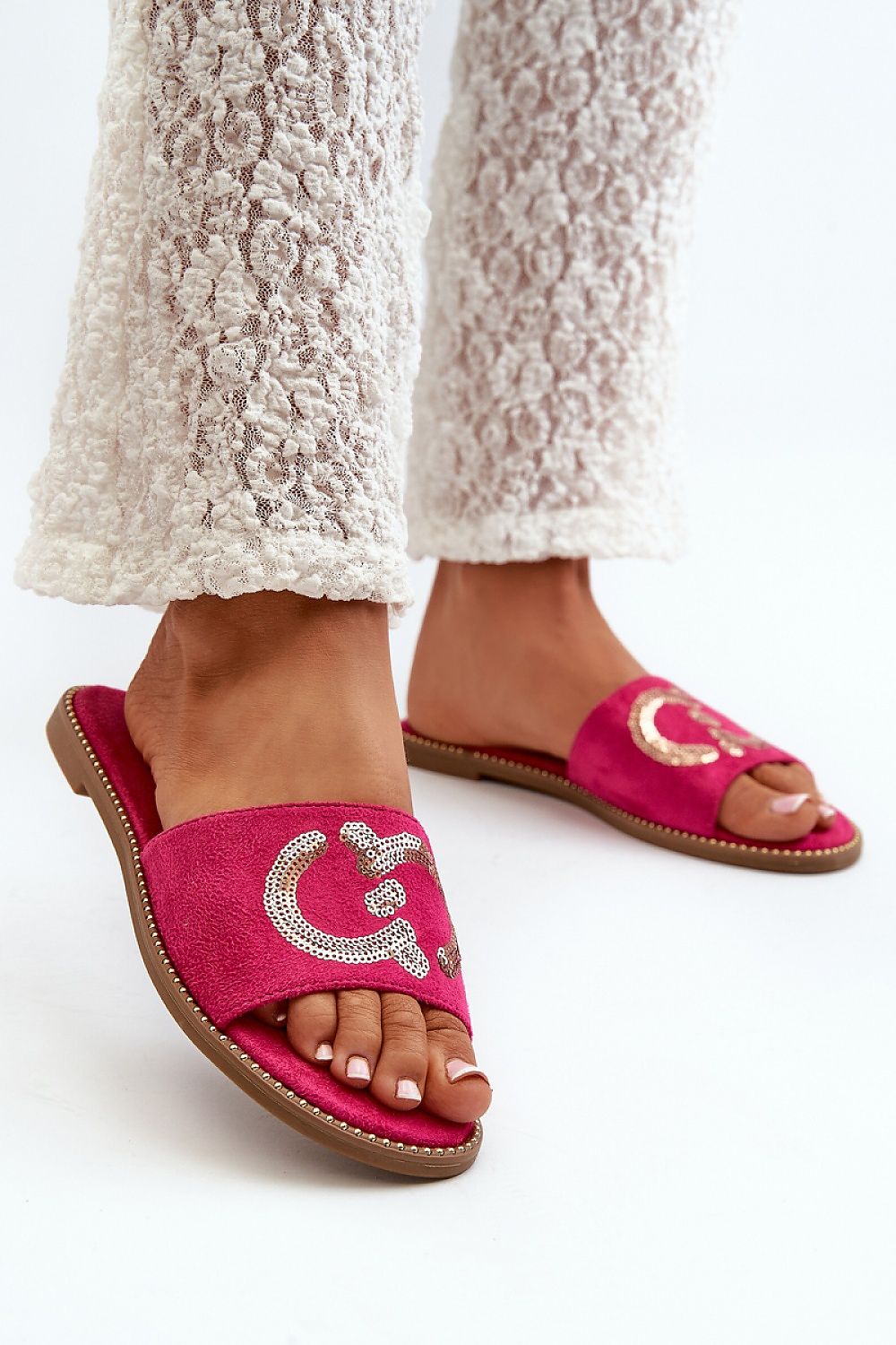 Clacquettes model 198622 Step in style