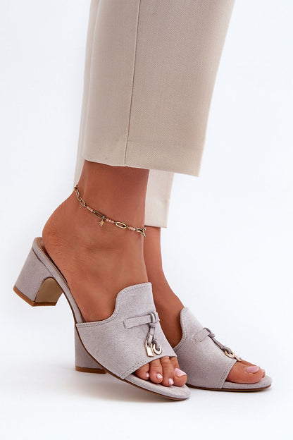 Clacquettes model 198671 Step in style