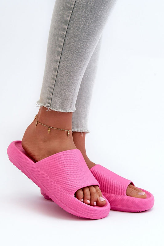 Clacquettes model 198704 Step in style