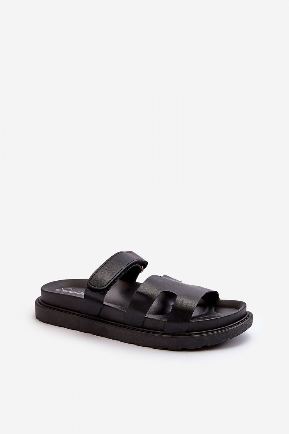 Clacquettes model 198720 Step in style