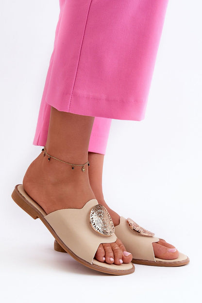 Clacquettes model 198725 Step in style