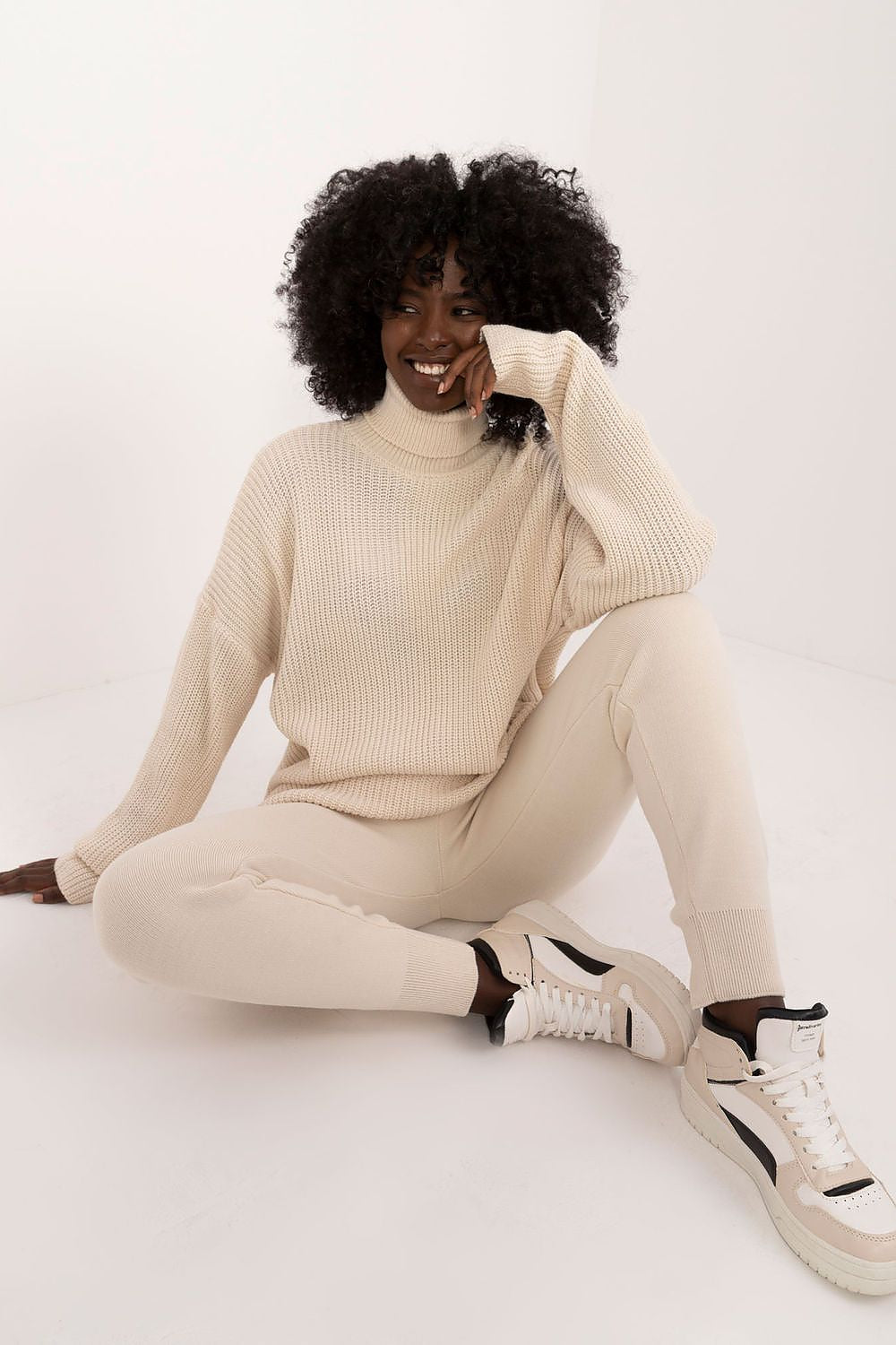 L`ensemble model 199115 Badu