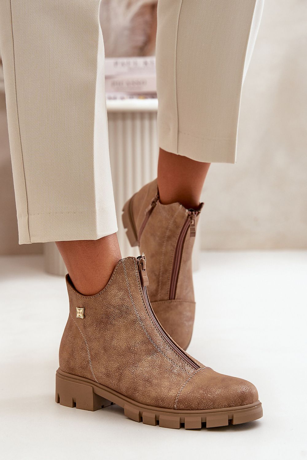 Bottes model 199308 Step in style