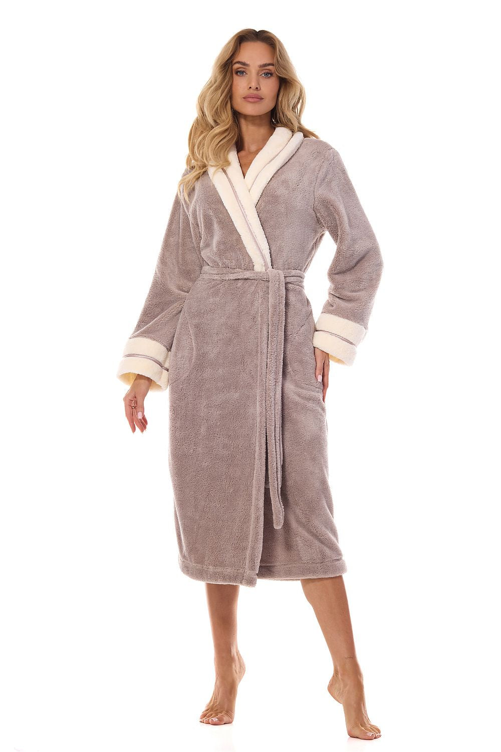 Peignoir model 199362 L&L collection