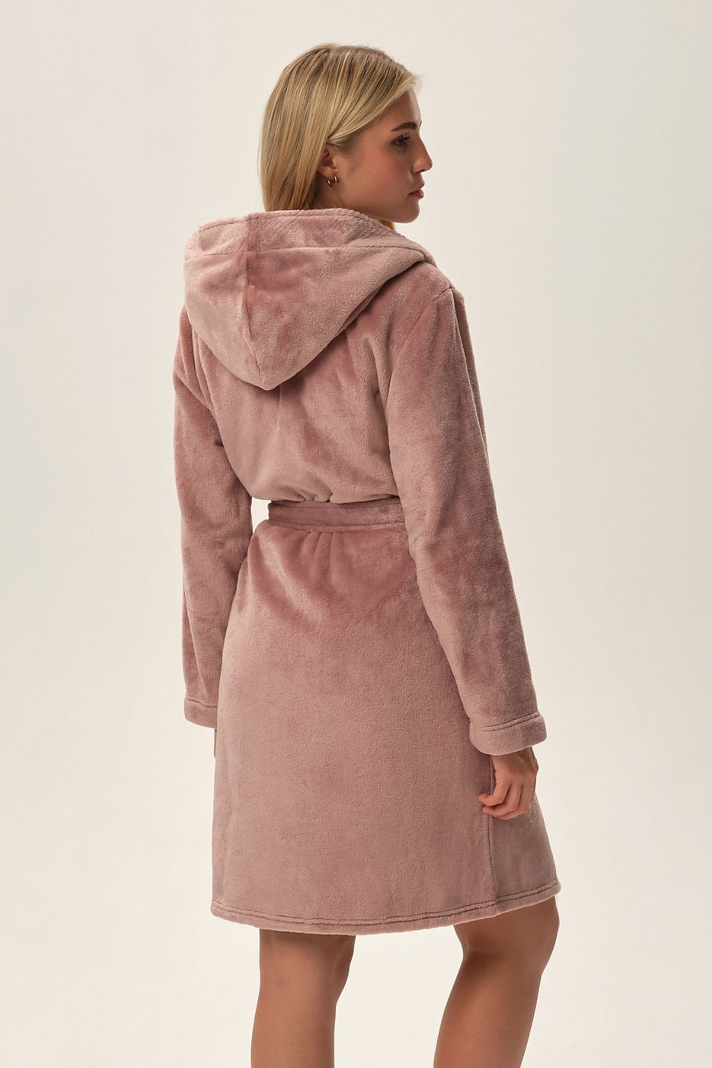 Peignoir model 199456 Henderson