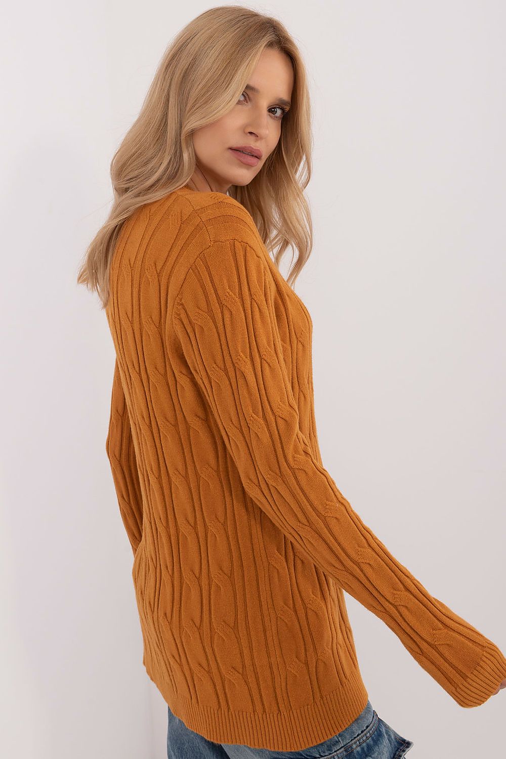 Chandail model 199530 AT