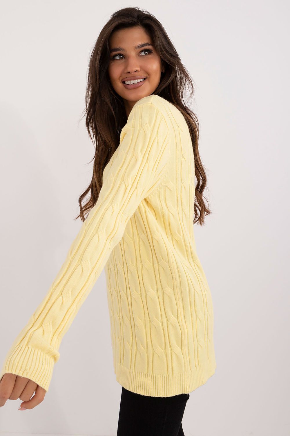 Chandail model 199535 AT