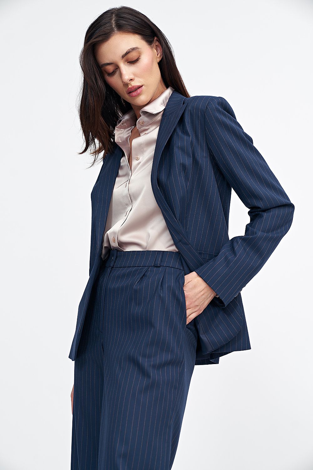 Blazer femme model 199709 Nife