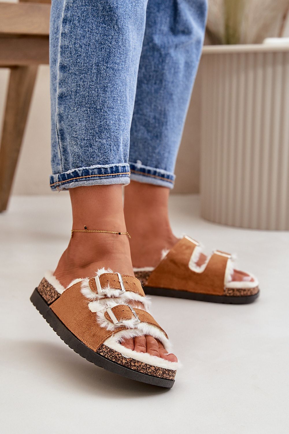 Pantoufles model 199898 Step in style