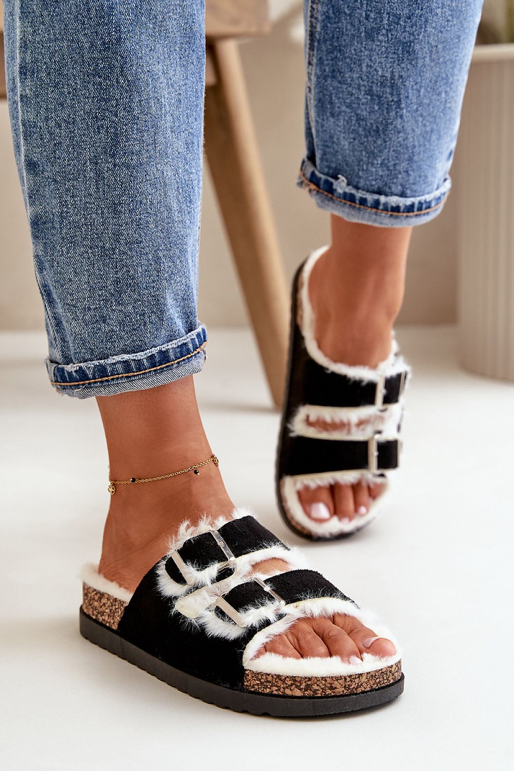 Pantoufles model 199899 Step in style