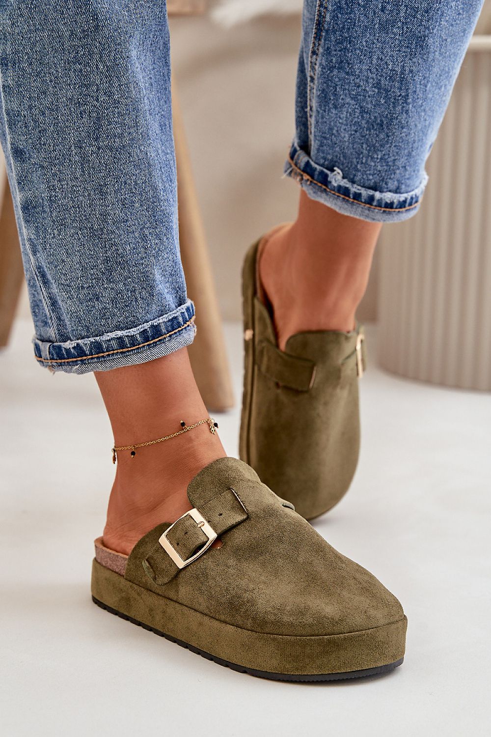 Pantoufles model 200120 Step in style