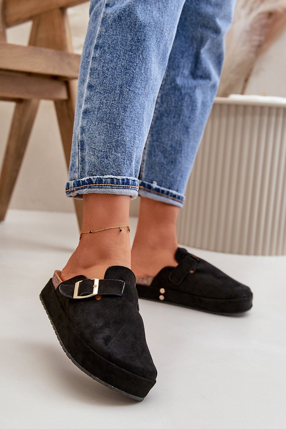 Pantoufles model 200122 Step in style