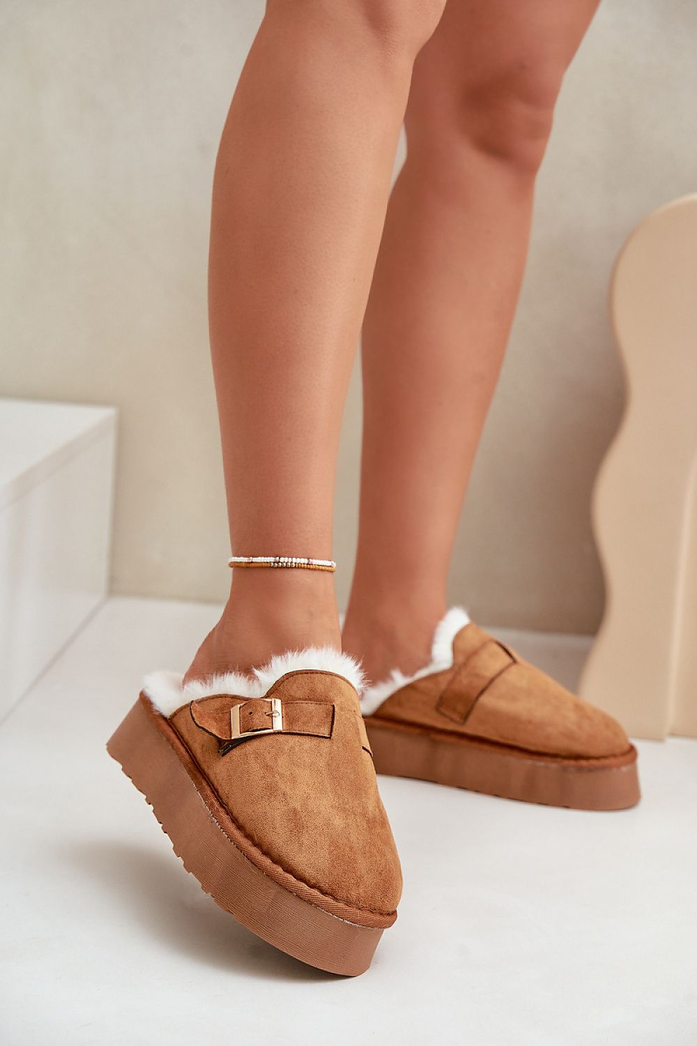 Pantoufles model 203747 Step in style