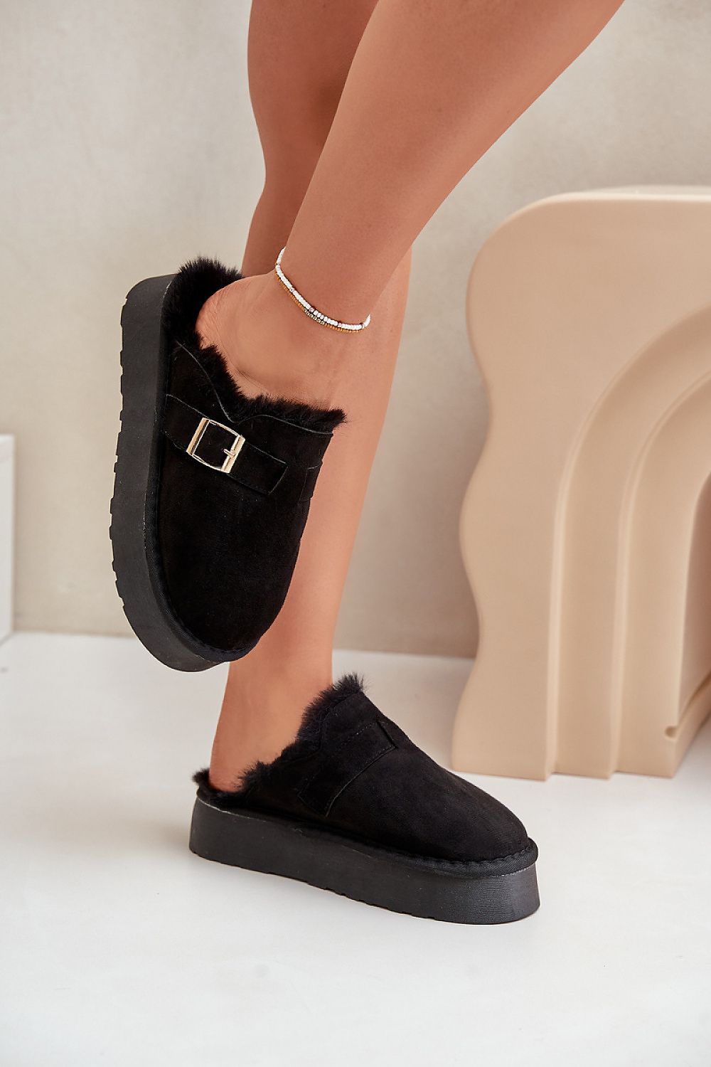 Pantoufles model 203748 Step in style
