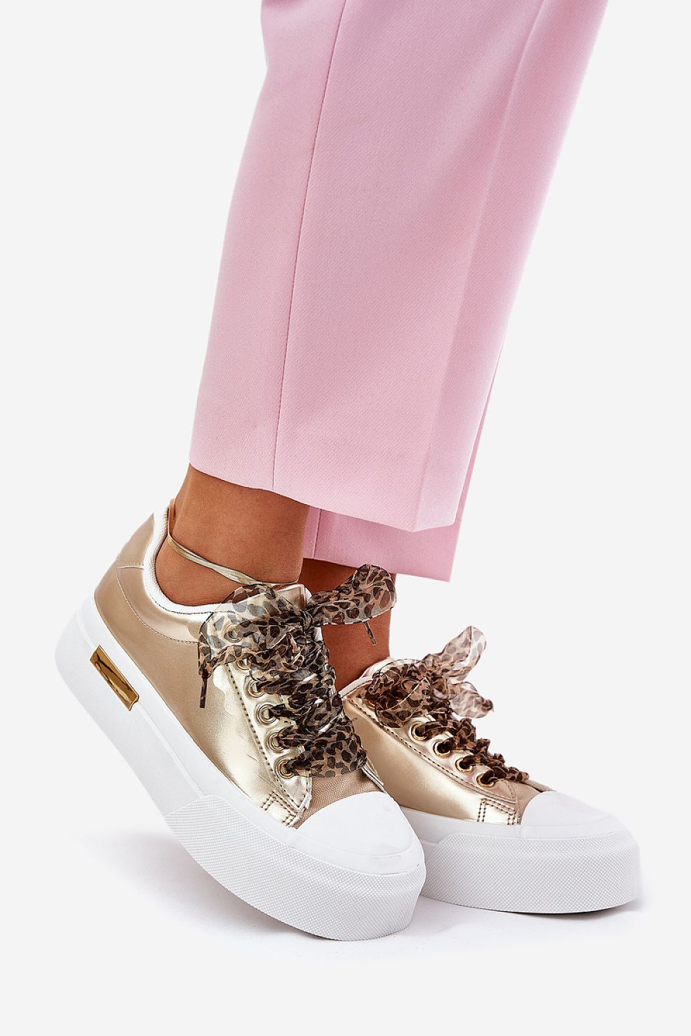  Baskets model 209816 Step in style 