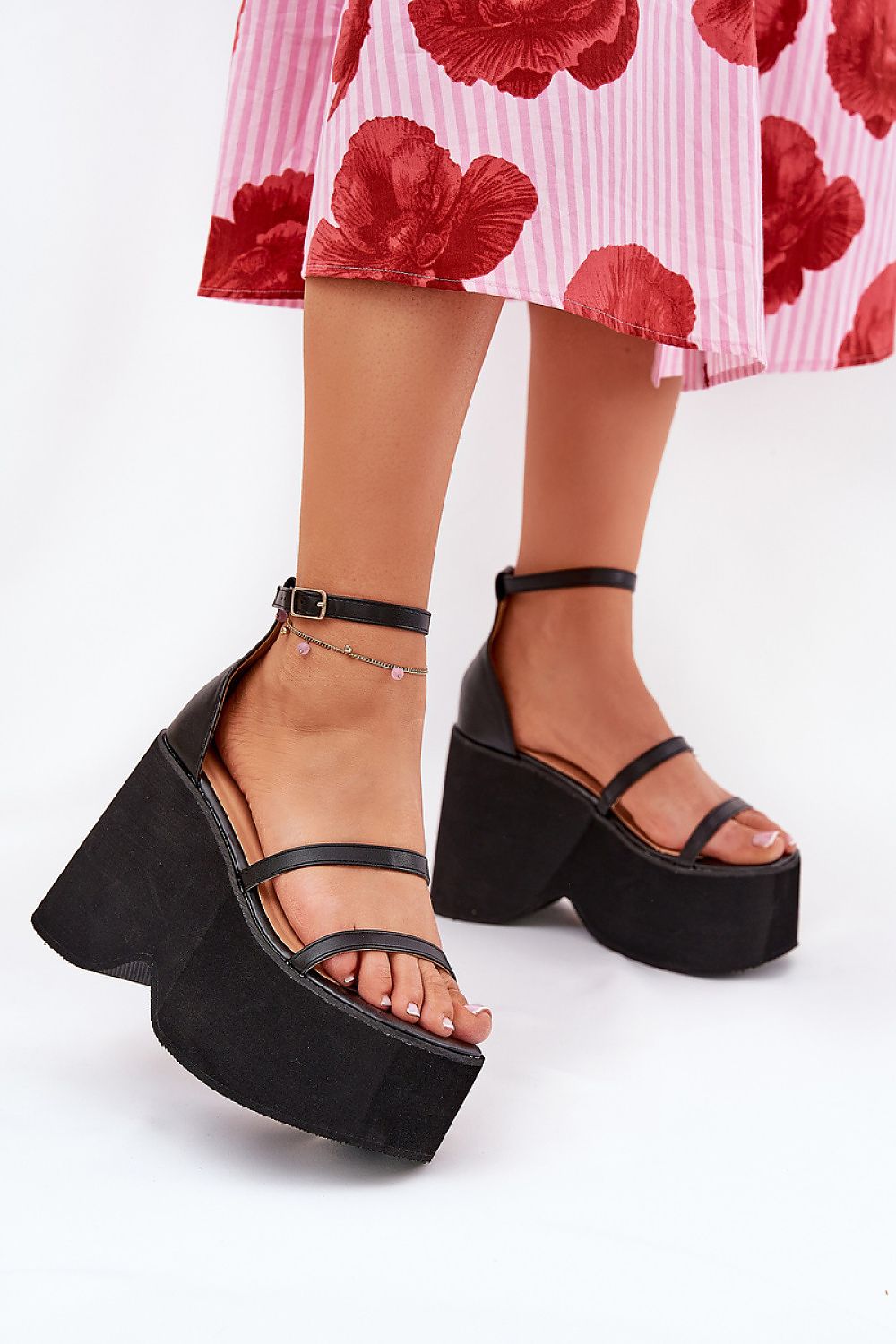  Cothurnes model 209881 Step in style 