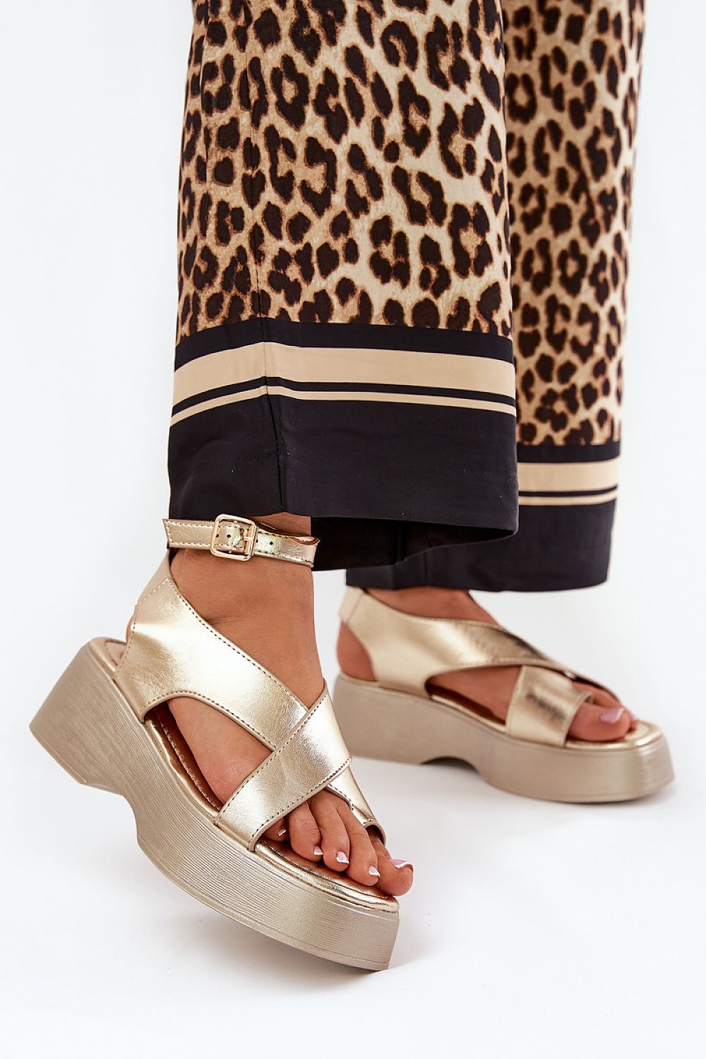  Cothurnes model 209889 Step in style 