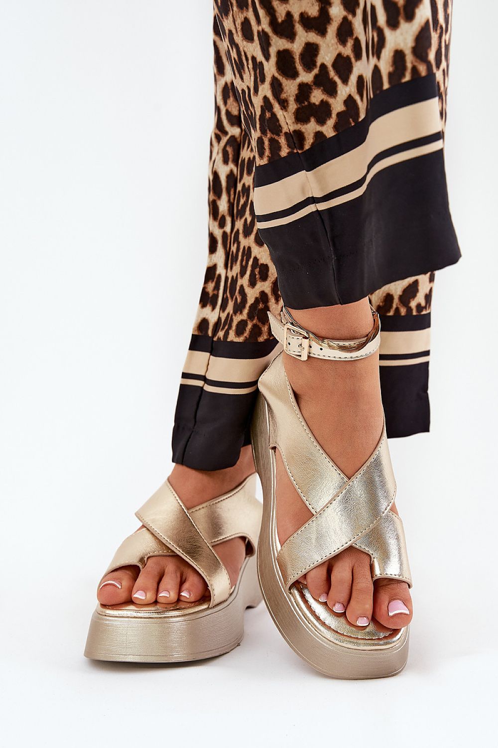  Cothurnes model 209889 Step in style 