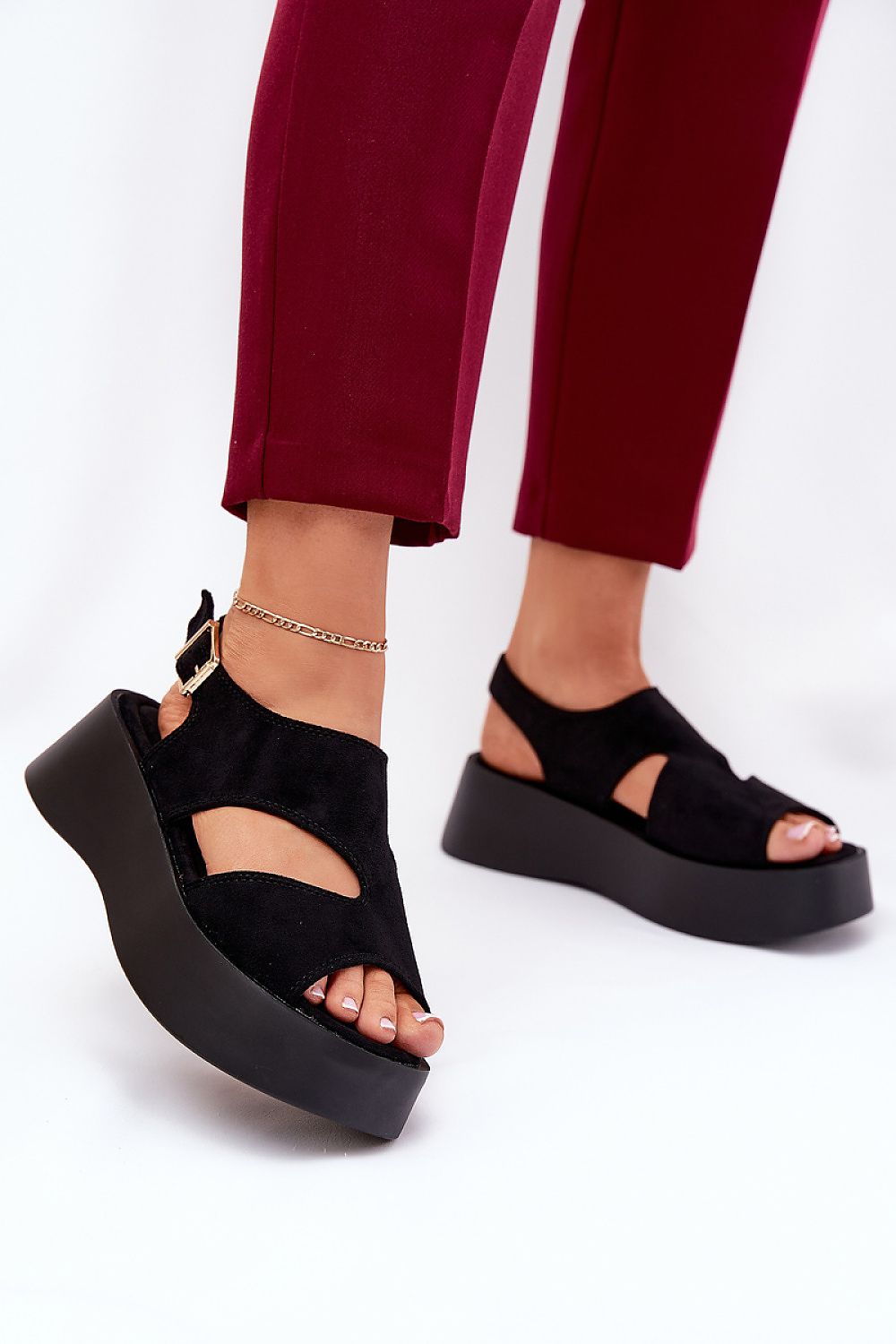  Cothurnes model 209902 Step in style 