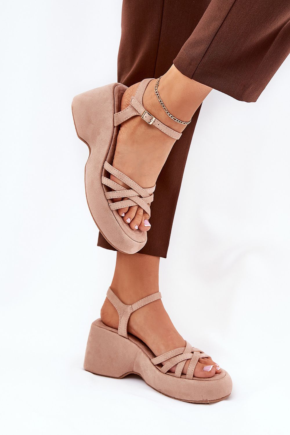  Cothurnes model 209914 Step in style 