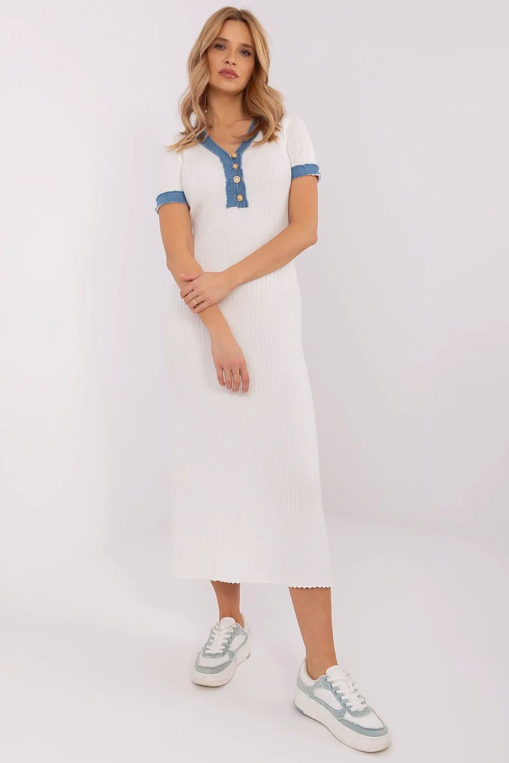  Robe de jour model 210109 NM 