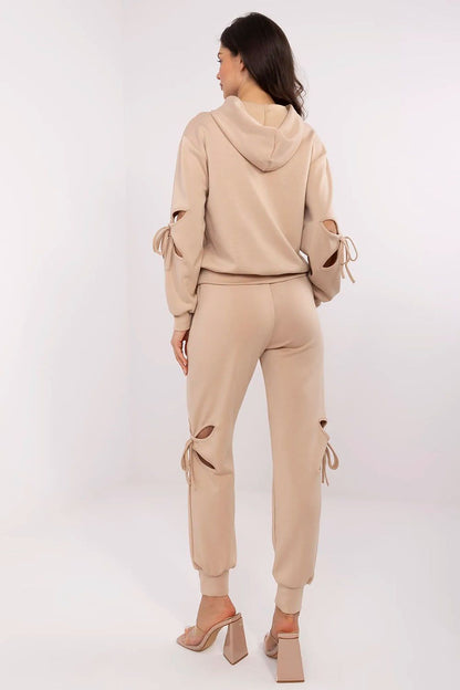  L`ensemble model 210122 NM 