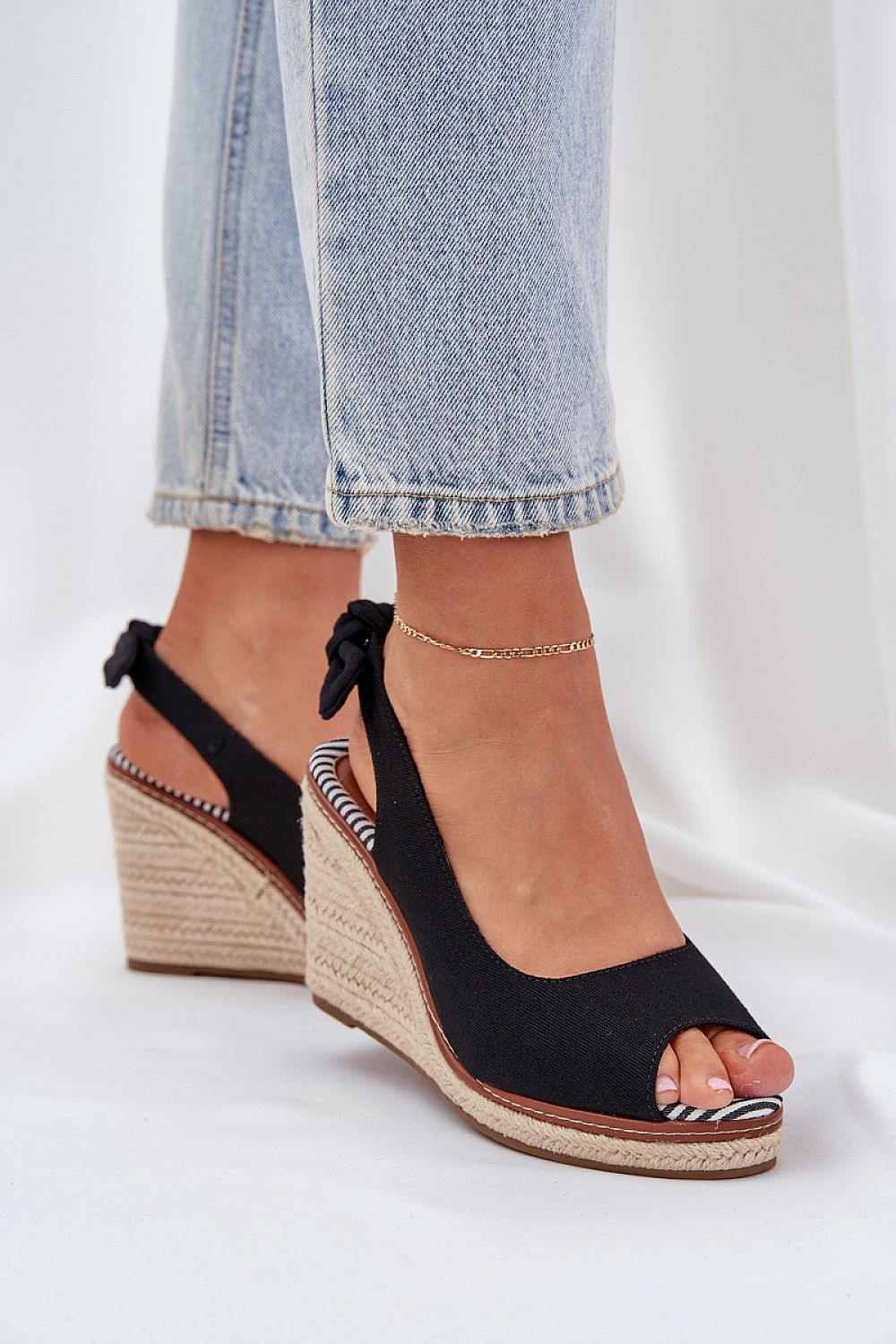  Cothurnes model 210163 Step in style 