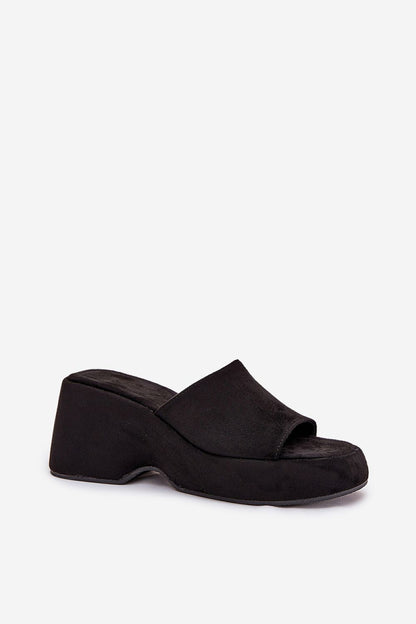  Clacquettes model 210172 Step in style 