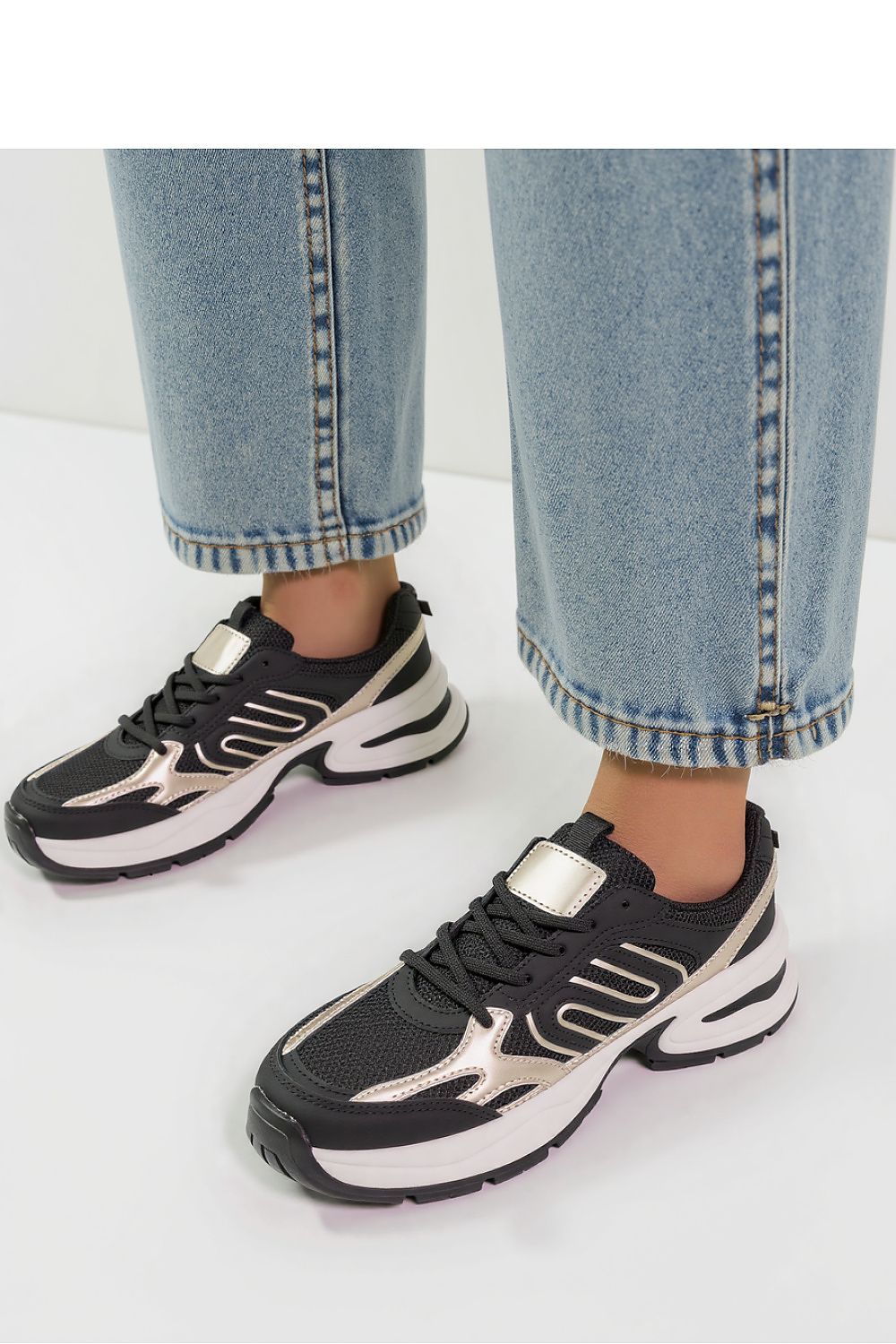  Chaussures de sport model 210210 Inello 