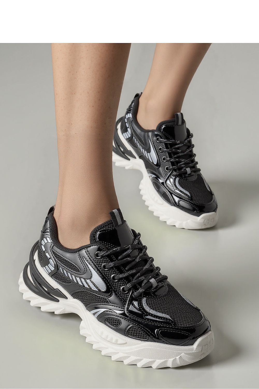  Chaussures de sport model 210213 Inello 