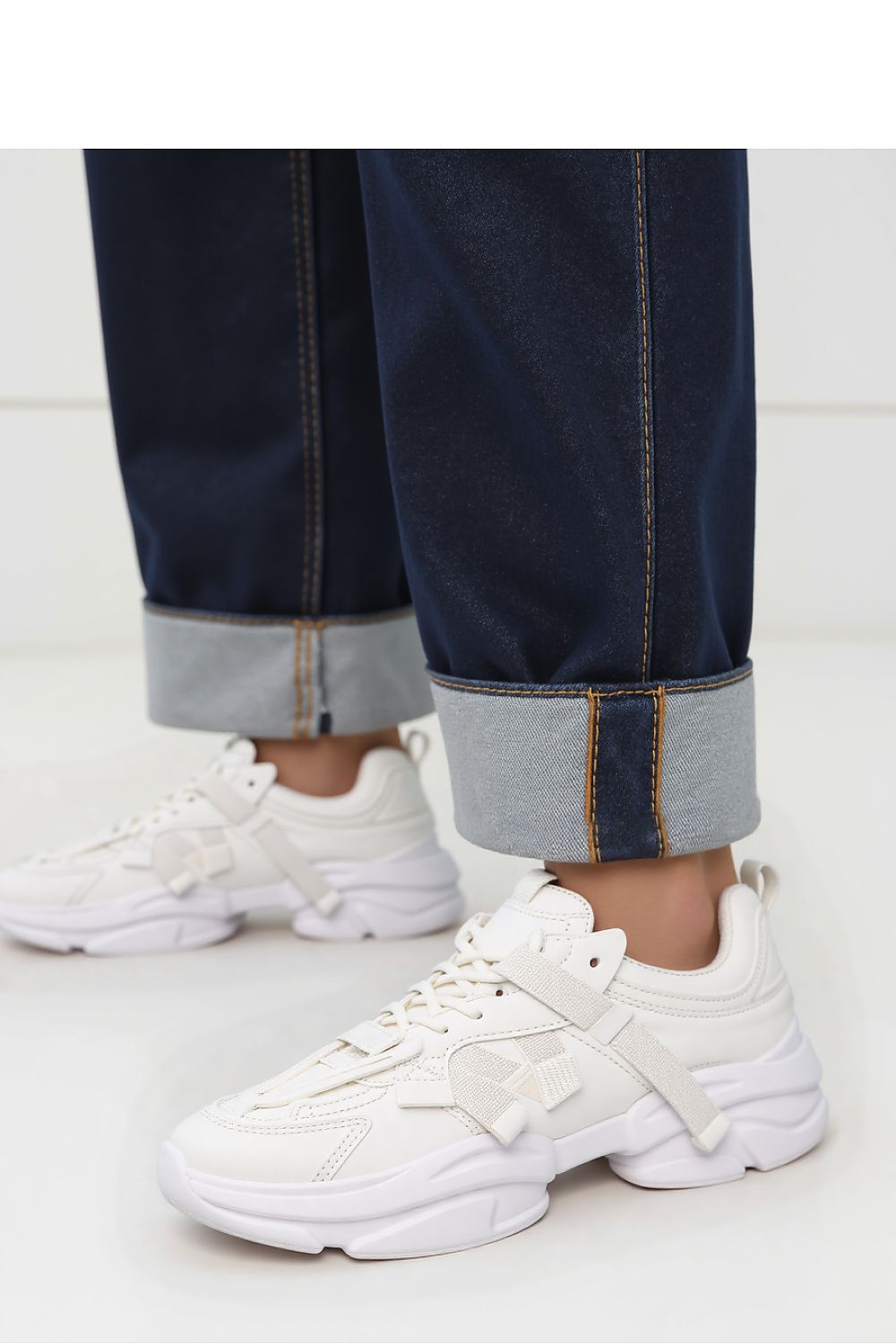  Chaussures de sport model 210223 Inello 